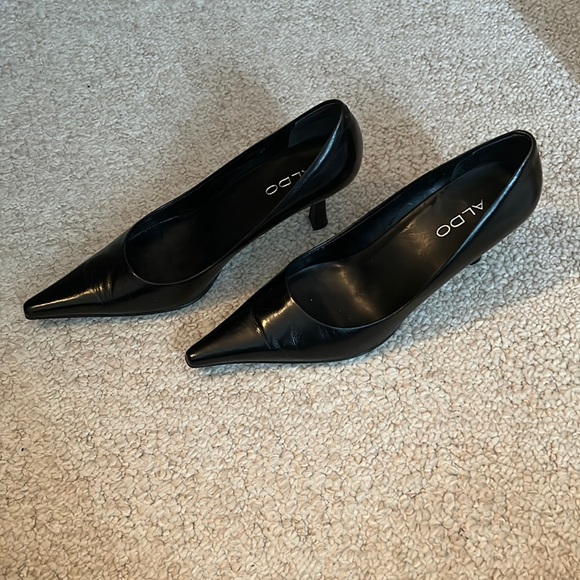 Women’s heels - Picture 1 of 5